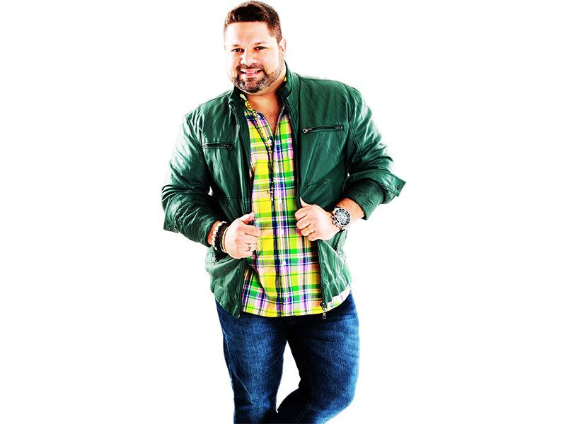 Danniel Vieira comanda a 'Sexta do Gordinho' no Rio Vermelho
