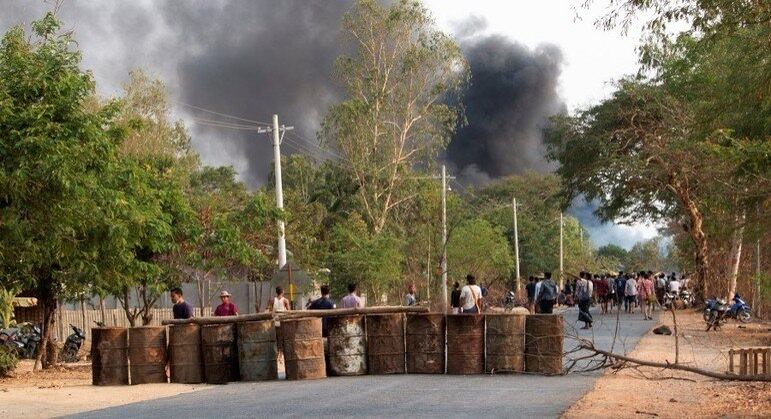 Manifestantes foram atacados pelas forças de segurança na sexta-feira
