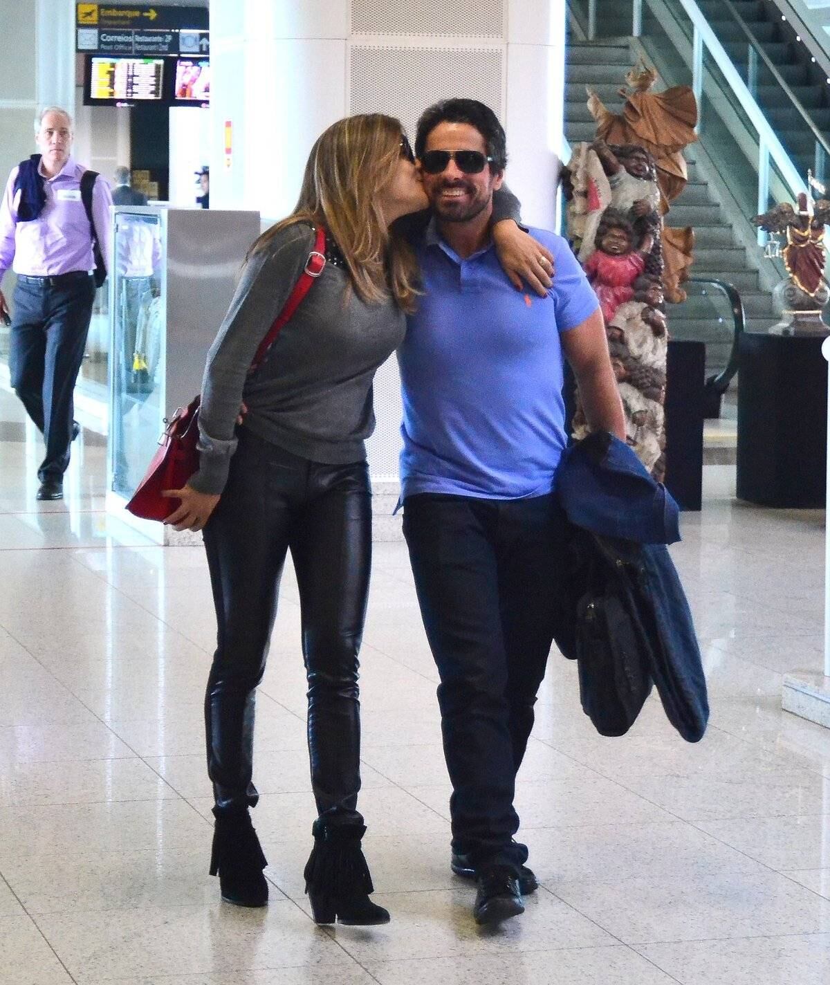 E não se importou muito com os cliques do paparazzo