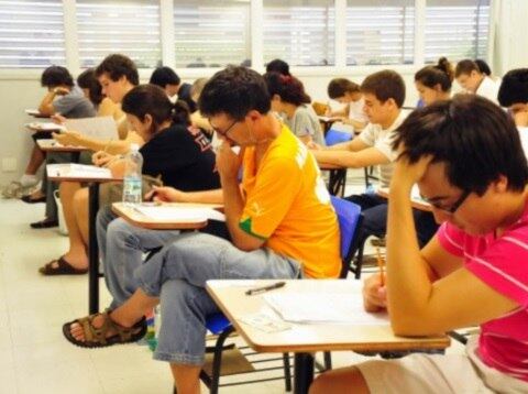 "Caminhos para combater a intolerância religiosa no Brasil" é o tema da redação do Enem 2016