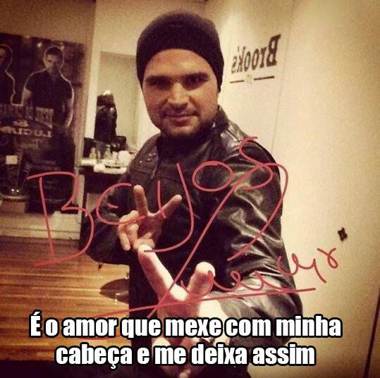 E, claro, quando você quer fazer uma linda declaração (da música É o Amor)

+ Próximo Xuxa Meneghel tem Neymar, Sabrina Sato e Zezé Di Camargo e Luciano

> Acesse o R7 Play e assista na íntegra a todos os programas da Record! Clique e experimente de graça!