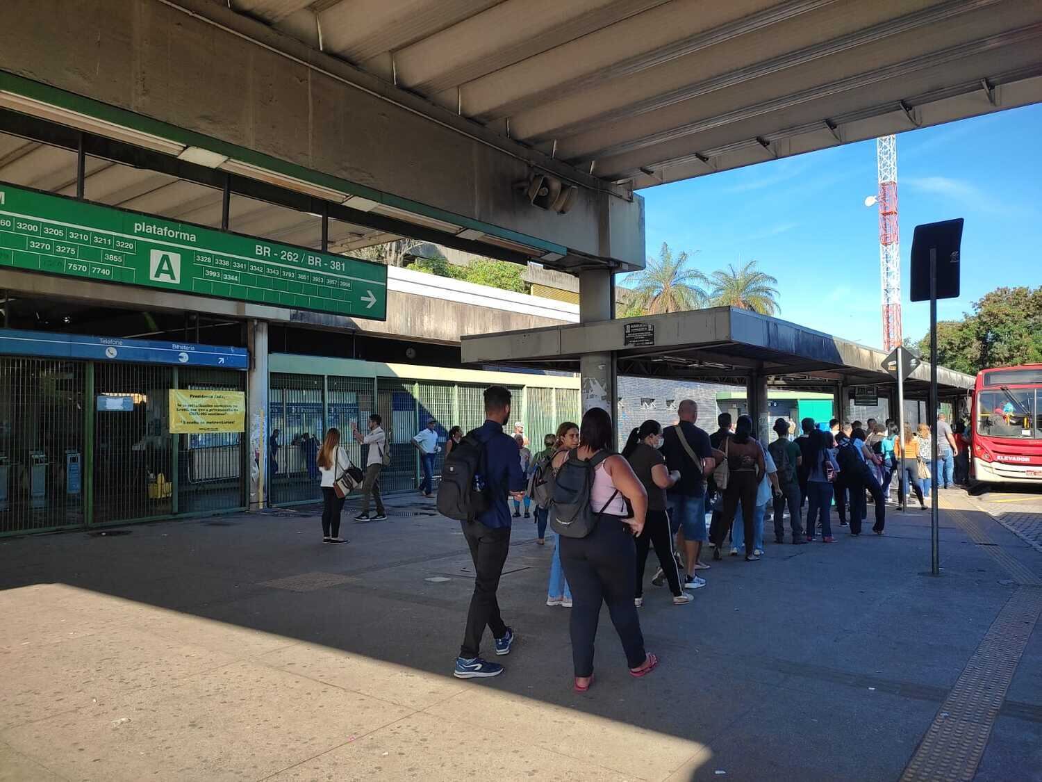 Próxima reunião para definir rumos da greve será
no sábado (18)
