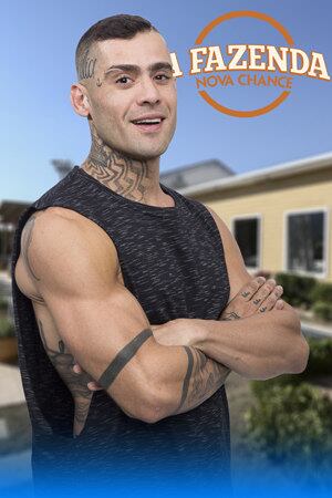 

Yuri Fernandes


Profissão:
empresário esportista e modelo  

Idade: 31 anos

