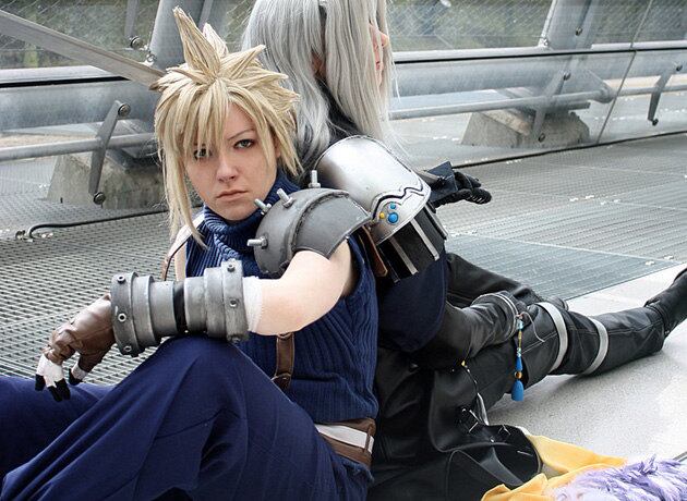 Cloud e Sephiroth, de Final Fantasy VII