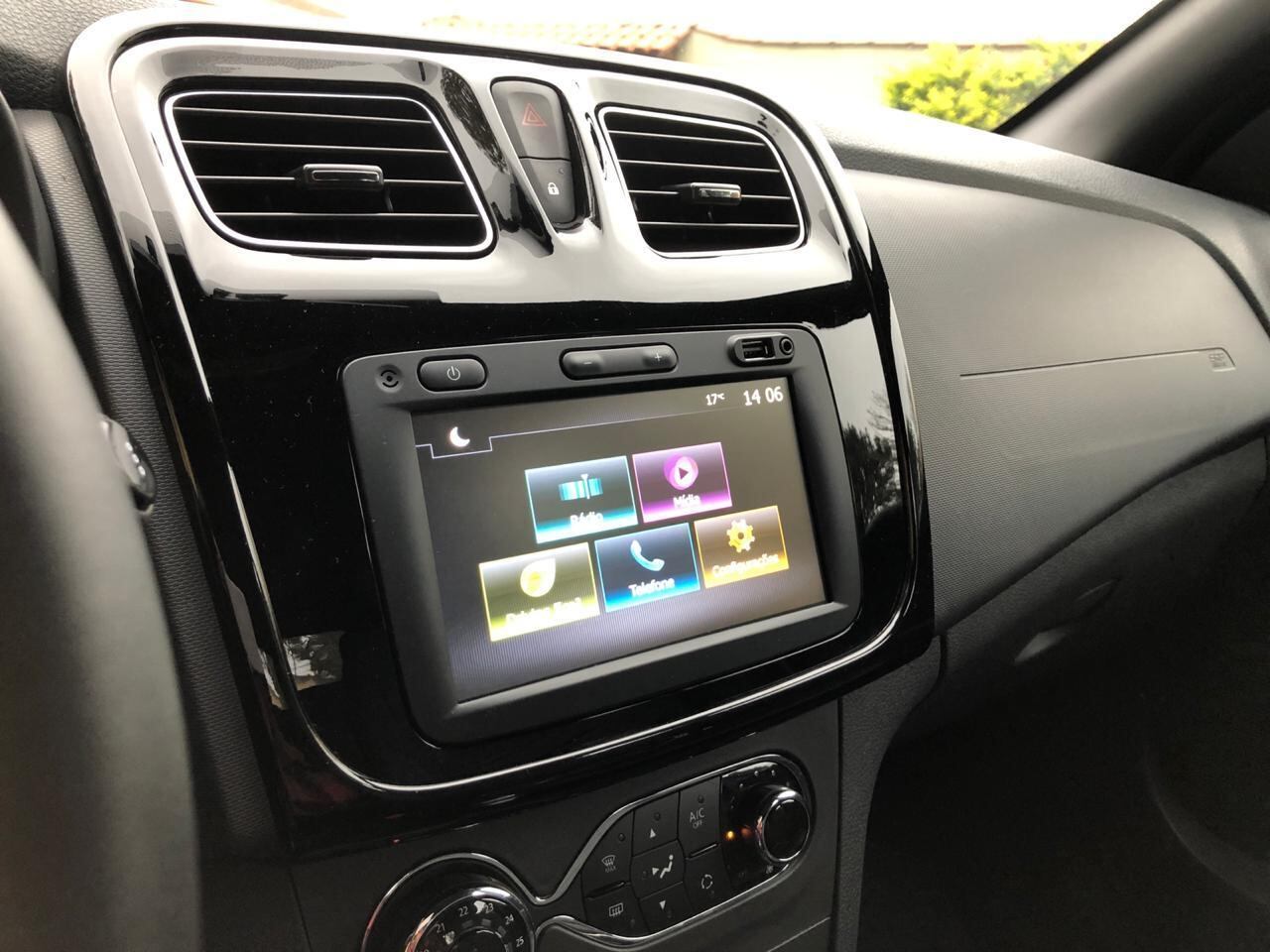 Media Evolution, sistema atualizado da Renault que agora se integra ao Android Auto e Apple CarPlay