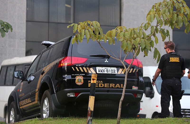 PF investiga se João Santana usou dinheiro de propina recebida de empreiteiras para pagar serviços prestados ao PT