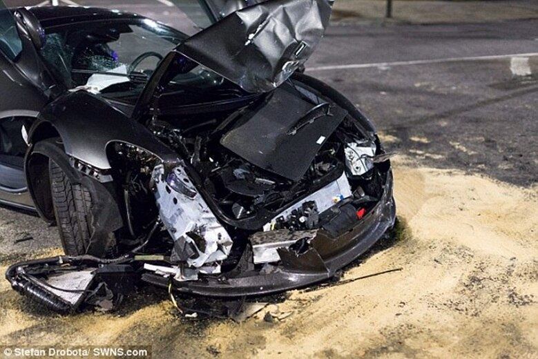 Ele chega aos 100 km/h em apenas 3 segundos — será que o motorista se empolgou? Ah, o superesportivo ultrapassa facilmente os 300 km/h