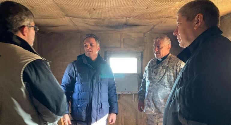 Equipe da Record TV conhece bunker em Donetsk, na Ucrânia