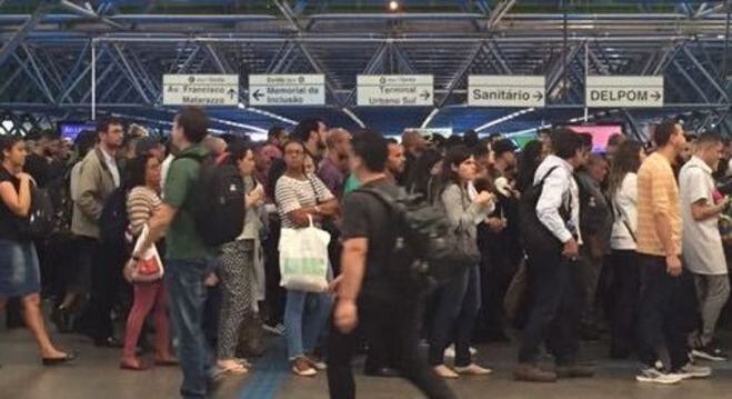 Estações já registram filas devido a falha na Linha 2-Verde