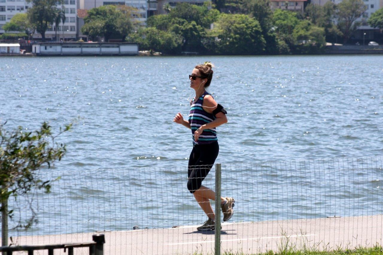 O local escolhido para os exercícios parecia bastante calmo