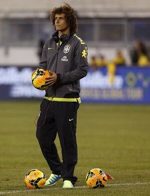David Luiz chegou ao PSG para a atual temporada europeia e também não ganha nada mal: são R$ 1,1 milhão mensais