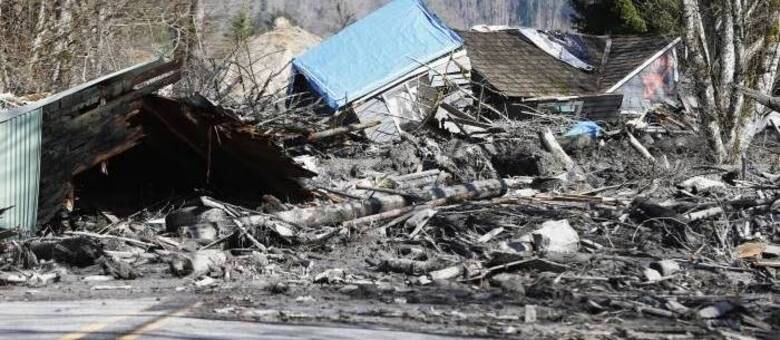 Na manhã do último sábado, uma deslizamento de terra e lama sepultou em poucos segundos 49 casas do pequeno povoado de Oso, nos EUA
