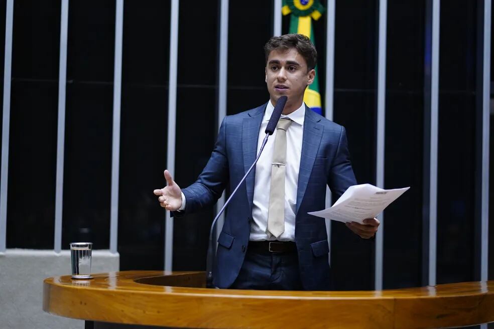 Deputado federal Nikolas Ferreira era aliado de Bruno Engler (PL) nas eleições 2024
