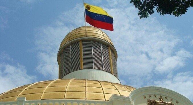 Jorge Rodríguez assumiu a presidência do parlamento nesta terça-feira (5)