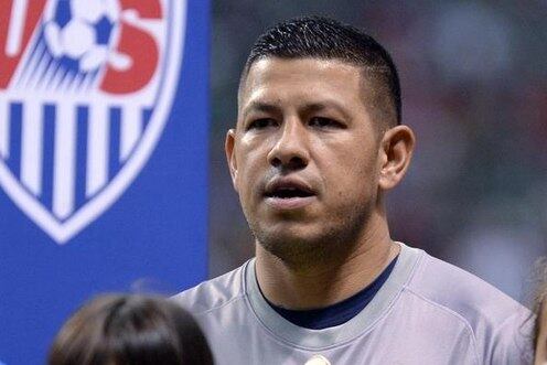 Como Howard, Nick Rimando tem 36 anos. Ele atua no Real Salt Lake