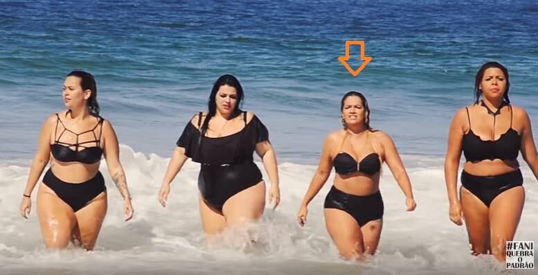 Fani Pacheco foi à uma praia do Rio de Janeiro curtir um banho de mar na companhia de três amigas plus size. O passeio faz parte do episódio Gordinhas Ostentação, do canal da modelo no YouTube chamado Fani Quebra Padrão
