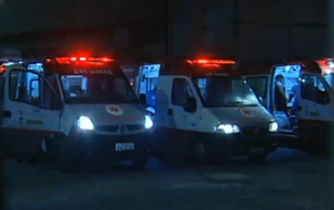 Ambulâncias do Samu prestaram socorro aos funcionários da empresa
