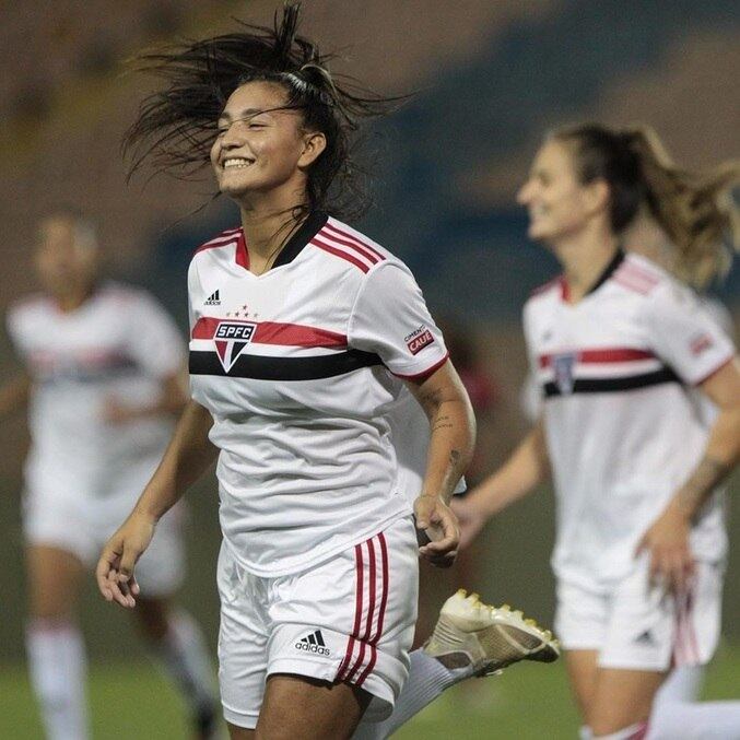 Micaelly disputou 34 partidas e anotou três gols em 2021 pelo São Paulo