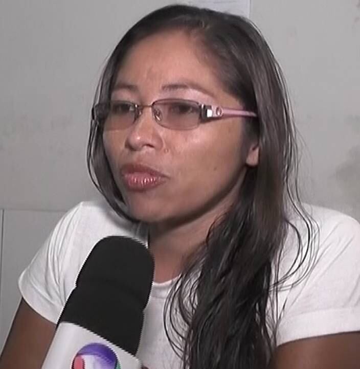 A recém-nascida morreu no dia 5 de novembro,
mas o caso foi denunciado pelo Conselho Tutelar apenas no último fim de semana.

—
Uma senhora passou o bebê para alguém e esse recém-nascido teria morrido