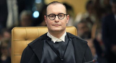 Zanin entrou no STF em agosto e ficará até 2050