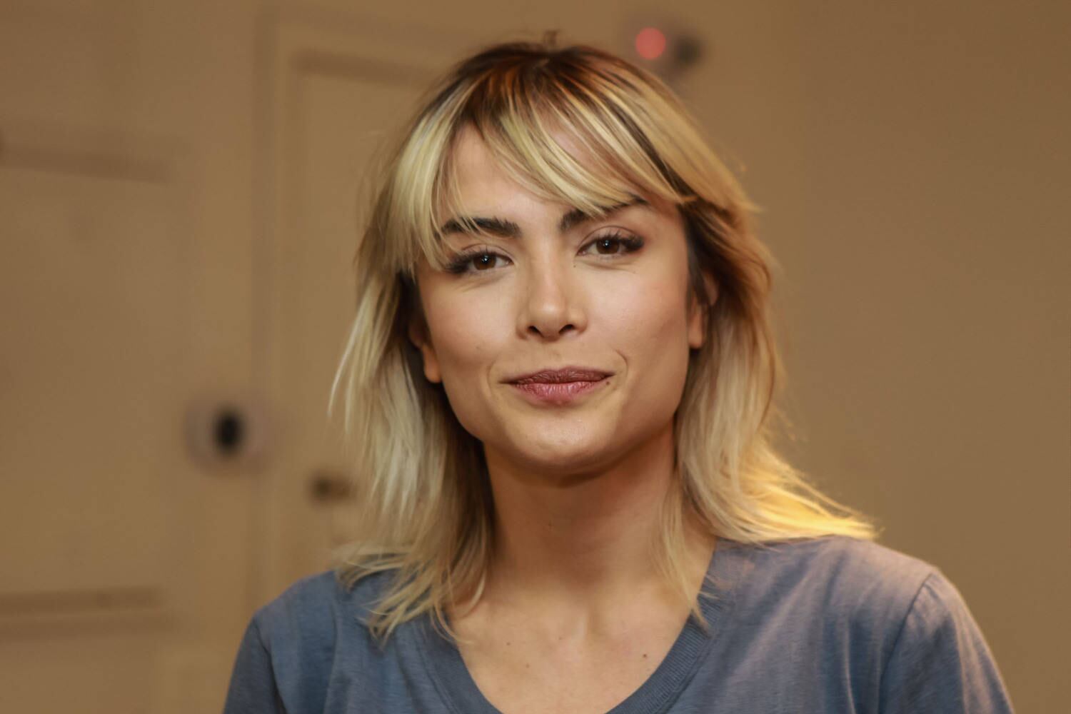 Maria Casadevall deixou o cabelo loiro e mostrou o novo visual em um evento de moda na noite de terça (23)

Acesse o R7 Play e assista à programação da Record quando quiser
