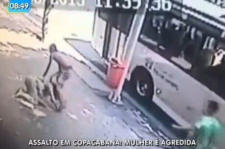 Mulher é roubada, de manhã, em Copacabana