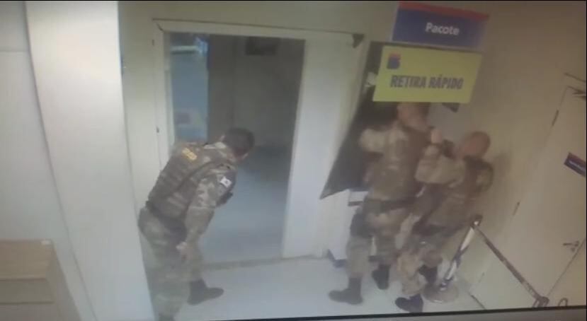 Grupo queria levar aparelhos eletroeletrônicos