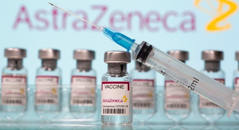 Até o momento não foi estabelecido nenhum vínculo entre a vacina do laboratório e a trombose