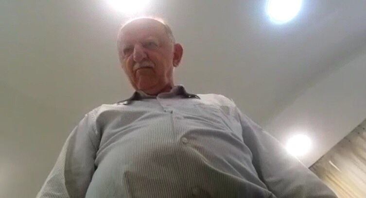 Imagens mostram momento de assédio do prefeito de Não-Me-Toque (RS)