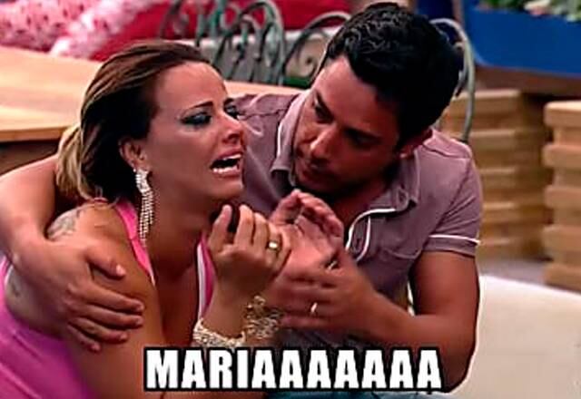 "Por favor, não faz isso!"
Esse momento partiu o nosso coração! Quando Gretchen pediu para sair de A Fazenda 5, Viviane Araújo ficou inconsolável ao ver a amiga se despedindo e chorou até soluçar!