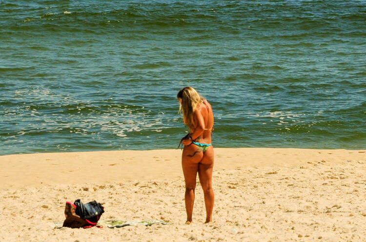 As praias impróprias são Barra de Guaratiba, Pepino, São Conrado, Vidigal, Urca e Botafogo