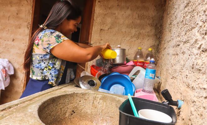 Por conta da pandemia do novo coronavírus, a situação da família ficou um pouco complicada, pois o marido de Maria trabalha fazendo cobranças e recebe um percentual pelo que consegue receber