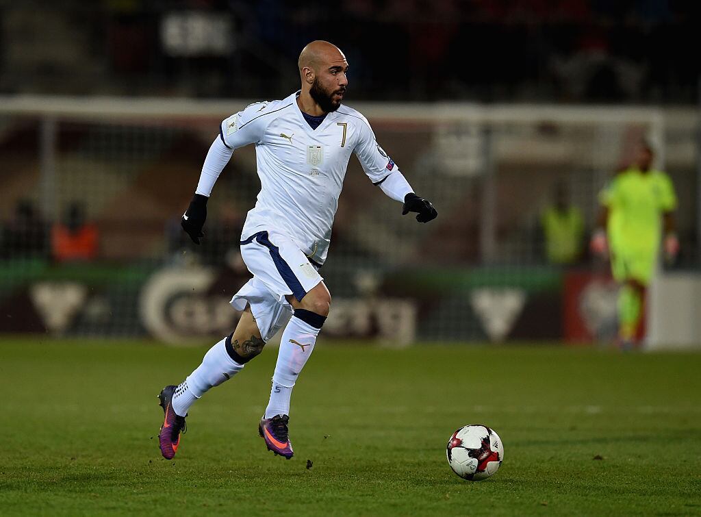 O atacante Simone Zaza estava emprestado pela Juventus ao Valencia e foi adquirido em definitivo pelo clube espanhol, por 16 milhões de euros (R$ 58,9 milhões). Ele tem 26 anos e já defendeu a seleção italiana