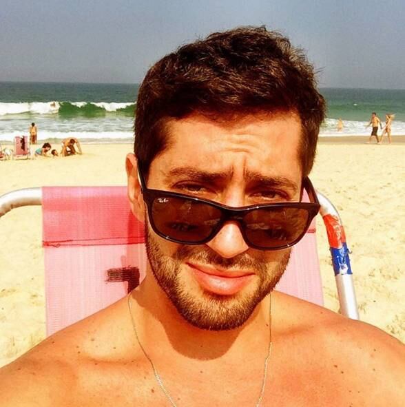 Segundo o ex-BBB, a venda foi estritamente voltada
para os negócios.



— Sempre tive um apego muito grande. Nem ando muito
com esse carro, pois tenho outros carros para o meu cotidiano. Não é falta de
dinheiro, é que agora não tenho mais necessidade dele. É uma questão mais
administrativa para pegar esse capital para esse projeto e investir