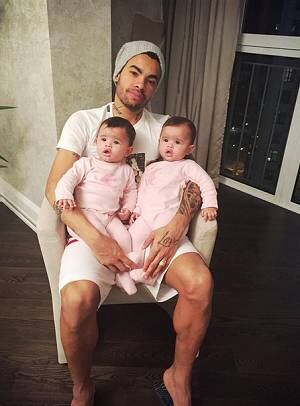 Além de Bruno, Dentinho tem mais duas fofuras em casa