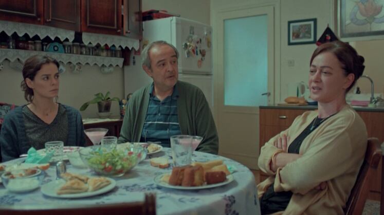 Reaproximação entre Hatice e Bahar traz à tona uma série de mágoas do  passado – Record