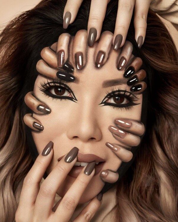 Muitas de suas criações causam estranheza