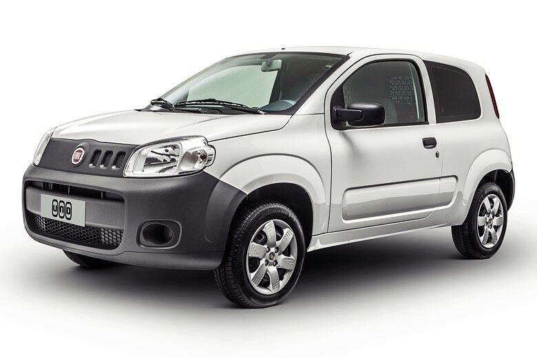 A Fiat lançou esta semana no Brasil dois modelos que reforçarão (e muito) sua presença no segmento de utilitários compactos de carga. Revelado ainda como conceito em 2011, o Novo Uno Furgão enfim foi lançado para substituir o velho Mille Furgão, que sai de linha até o fim do ano junto com a versão de rua do hatch veterano.

A versão de carga estreou esta semana em São Paulo, durante o Salão Internacional do Transporte (Fenatran). Além do Uno Furgão, o novo Fiorino foi lançado na feira, após 25 anos sem grandes mudanças. Veja a seguir como ficaram os dois veículos que devem "engordar" as vendas de comerciais leves da Fiat nos próximos anos

Saiba tudo sobre carros! Acesse www.r7.com/carros