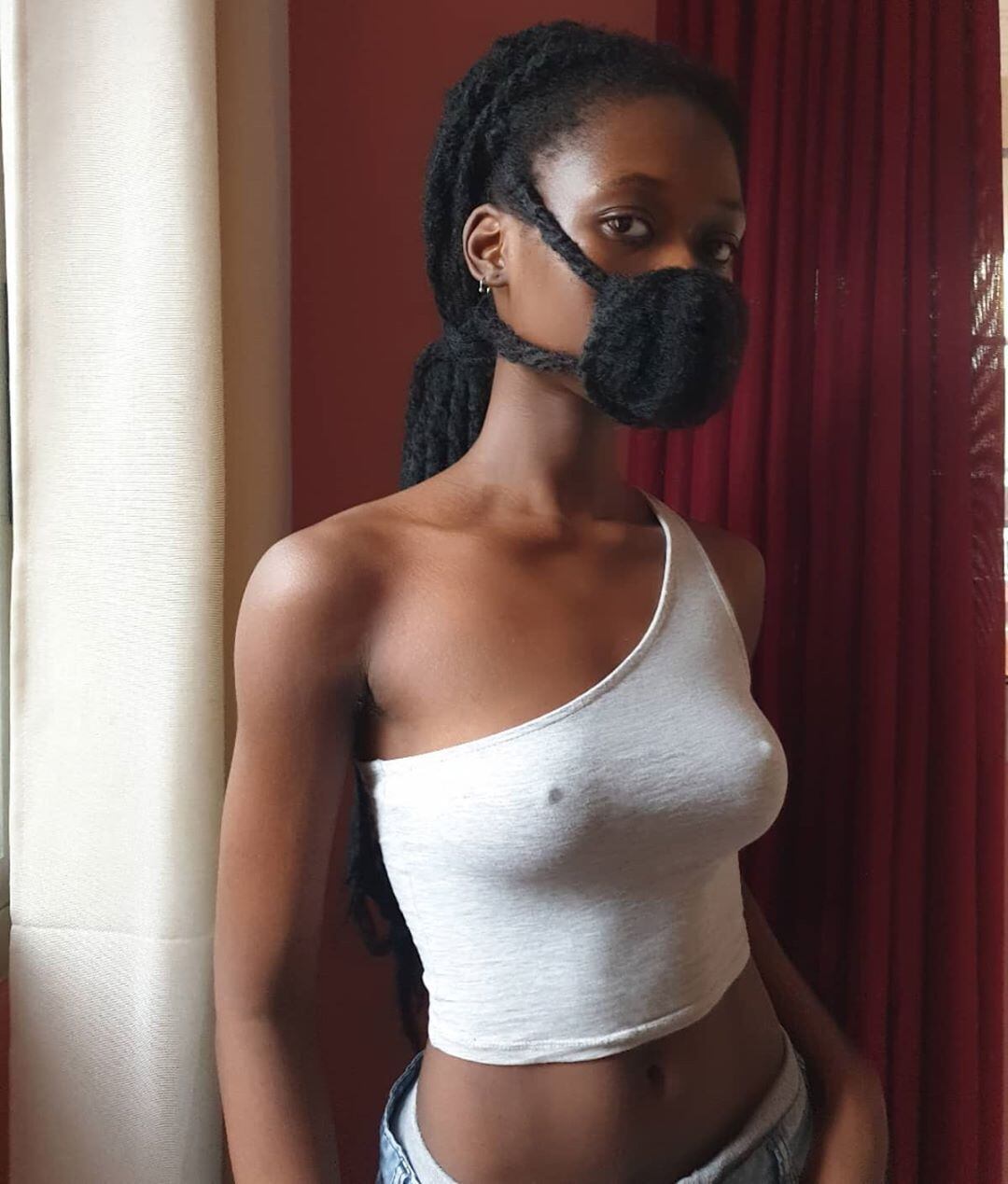 Ela também já usou seu trabalho para chamar atenção da crise causada pela pandemia do coronavírus e dos protestos do movimento Black Lives Matter (Vidas Negras Importam) 