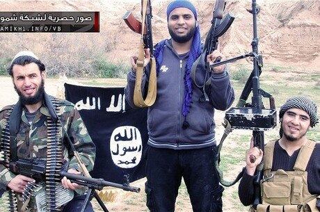 Especialistas locais em contraterrorismo comentaram que não ficou claro qual identidade o grupo tomará