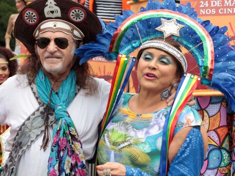 Alceu Valença e Fafá de Belém participam dos desfiles de pré-Carnaval em São Paulo