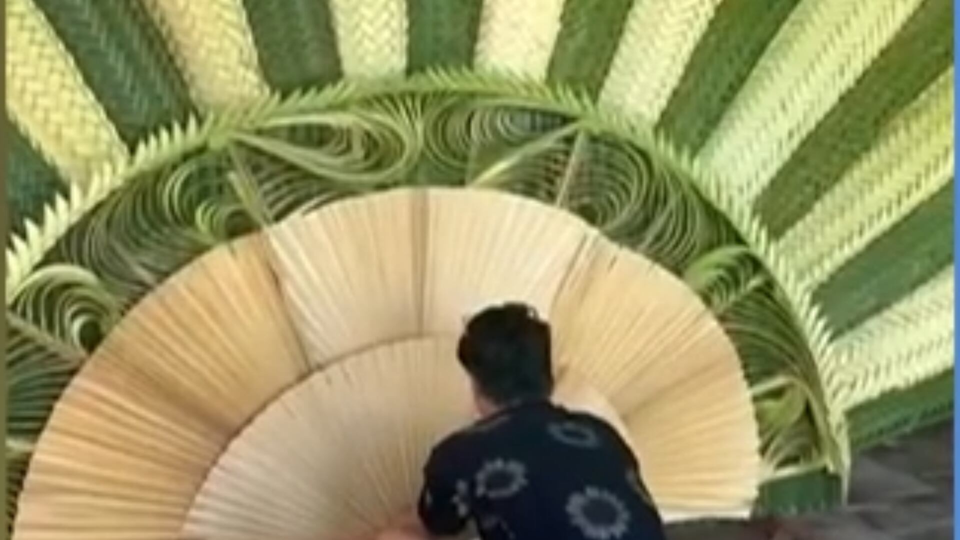 Artistas de Bali criam obras impressionantes com técnica de trançar folhas; veja