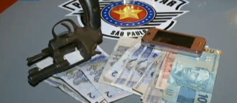 Adolescente pagou R$ 300 para alugar arma usada em arrastão no Brás, região central de São Paulo