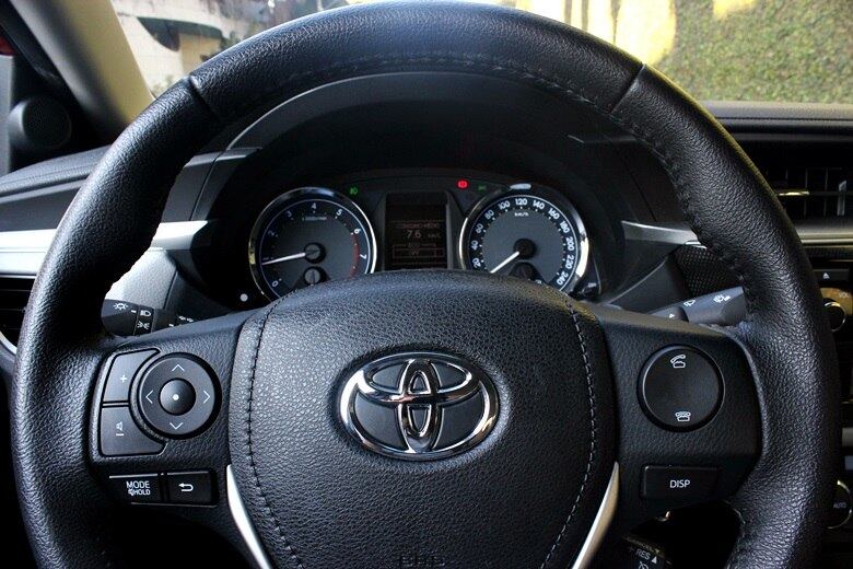 Toyota Corolla 2015

Saiba tudo sobre carros! Acesse www.r7.com/carros