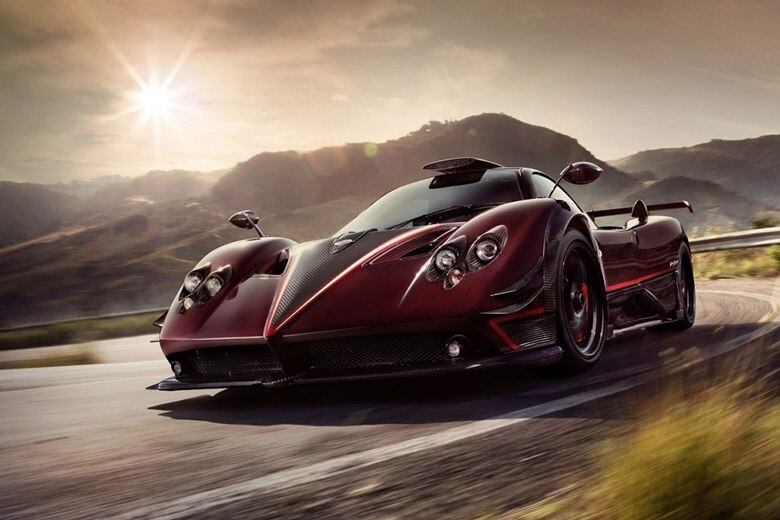 Em 2012, o dono do supercarro sofreu um grave acidente com seu Pagani, grave para o carro, que ficou totalmente destruído, já o dono, saiu totalmente ileso e ficou bem chateado com a perda total de seu Zonda F 