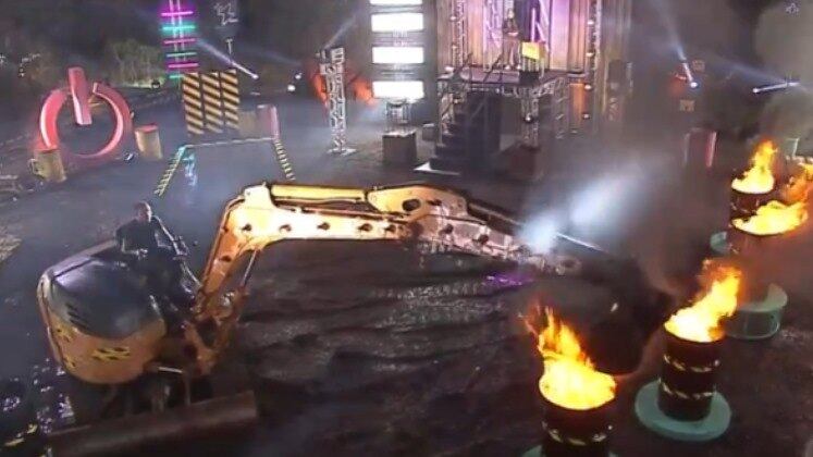 Por fim, o Power Couple Brasil 5 transformou os maridos em verdadeiros bombeiros. Em um dos desafios, ele tiveram que encher a pá de uma retroescavadeira com água para apagar seis latões que estavam em chamas!

A nova temporada do Power Couple Brasil estreia no dia 2 de maio, a partir das 22h45, na tela da Record TV.