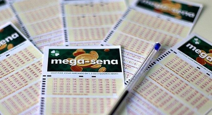 Aposta simples da Mega-Sena custa R$ 4,50 e pode pagar R$ 17 milhões