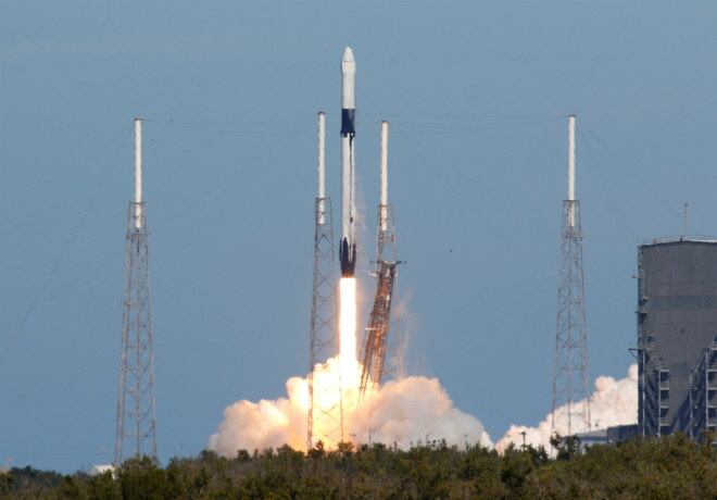 A reorganização administrativa envolveu Musk trazendo novos gerentes
