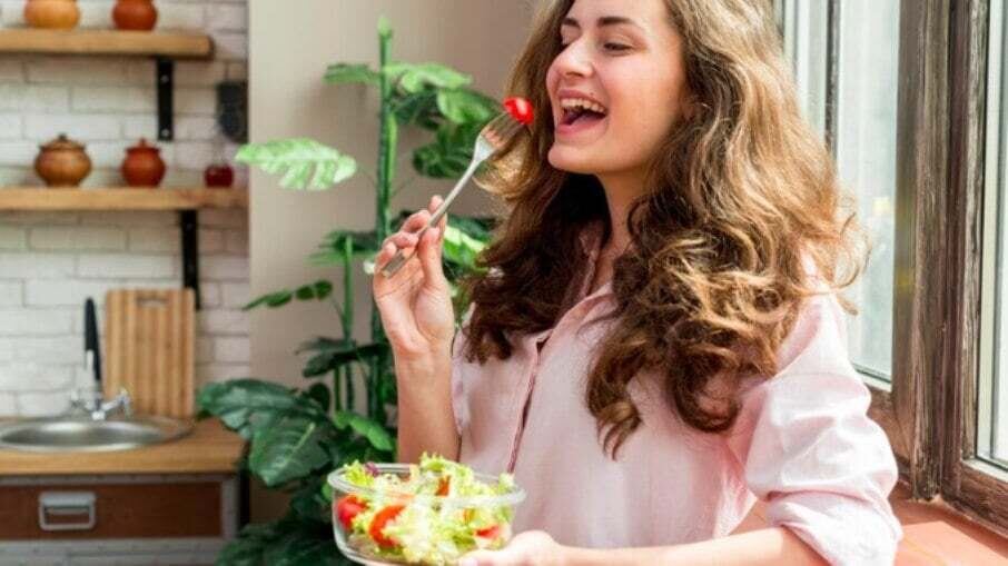 A importância de uma boa alimentação nas diferentes fases de vida da mulher