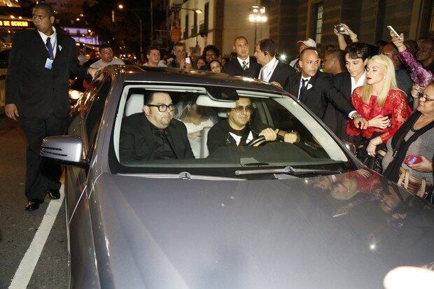 Helô Rocha foi responsável pela criação e confecção do vestido da noiva
Look de Ludmilla em casamento de Preta Gil é duramente criticado por fãs nas redes sociais